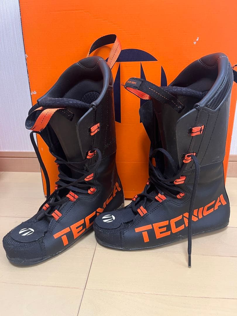 TECNICA スキー ブーツインナー 新品 ブラック TECNICA スキー ブーツインナー 新品 ブラック