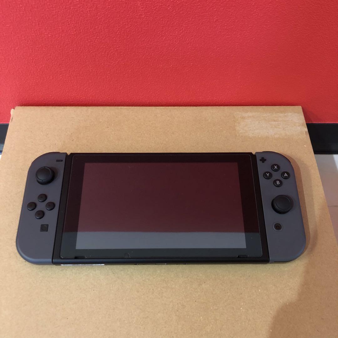 美品•箱無し】Nintendo Switch本体とその付属品一式