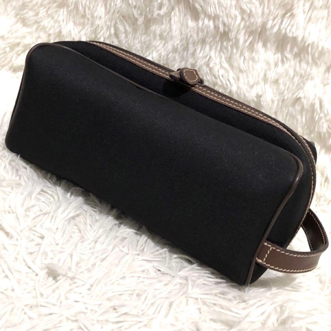 未使用級✨ハンティングワールド クラッチバッグ セカンドバッグ レザー