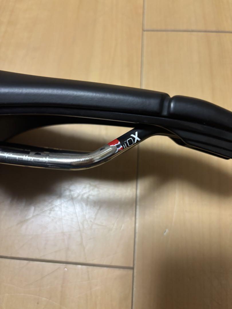 Prologo SCRATCH M5 Tirox レール