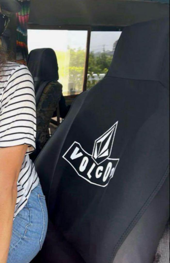 volcom ボルコム　シートカバー　新品未使用　2枚セット volcom - 2枚セット‼️ ☆ボルコムシートカバー☆の通販 by