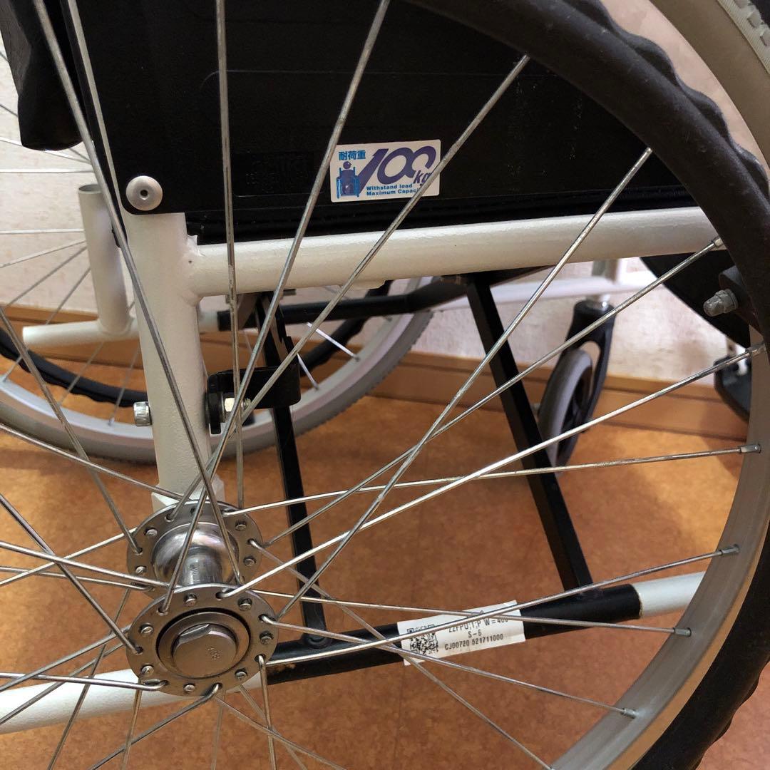 大好評です千葉県 引取り限定価格! 車椅子 miki 介護用 ノーパンクタイヤ used