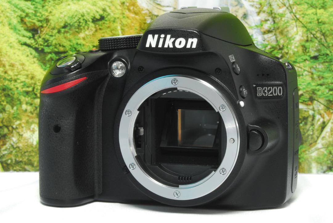✨手振補正機能付き望遠レンズ✨Nikon D3200✨高性能入門一眼