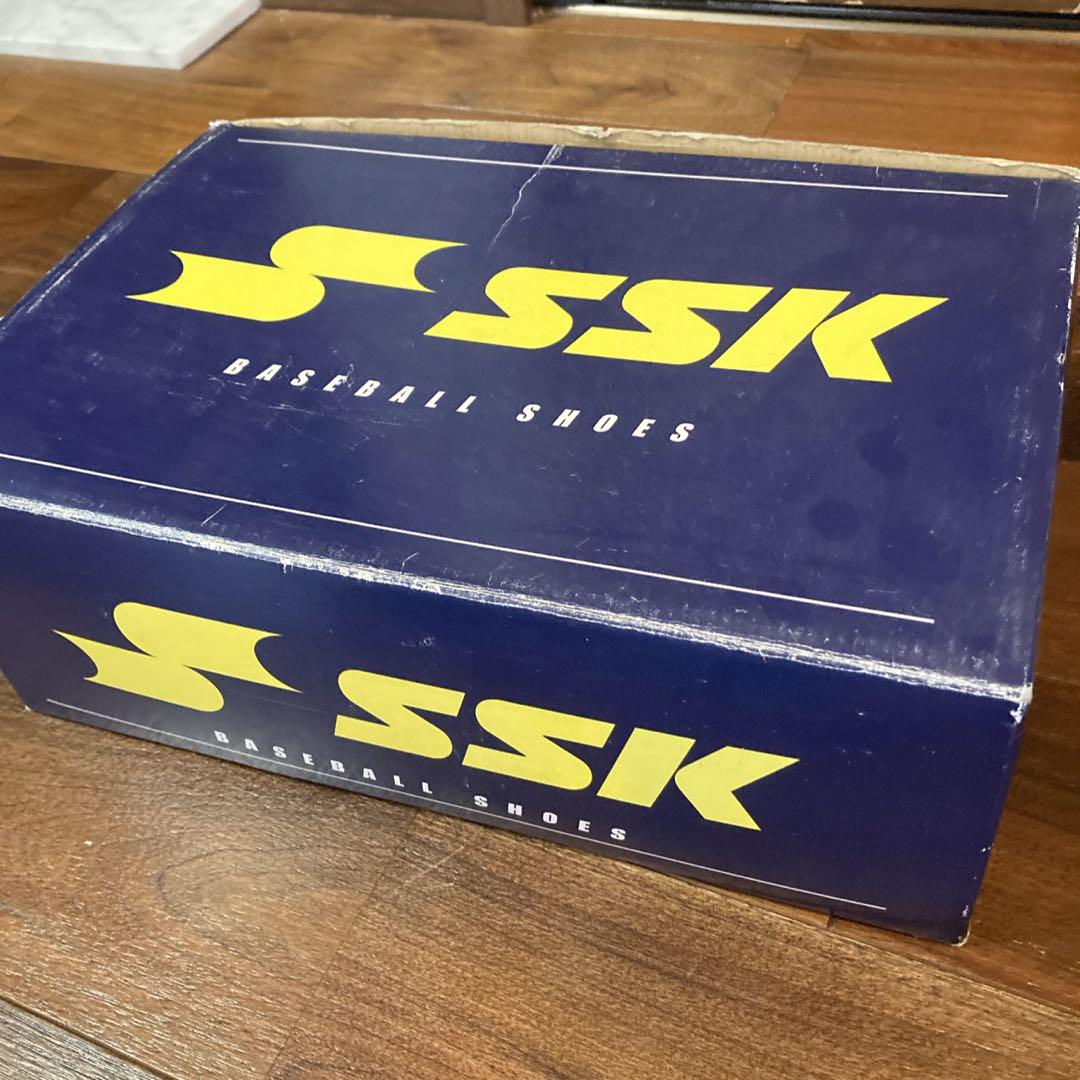 激レア 新品未使用 SSK スパイク 黒 26センチ 野球　スーパーナイン