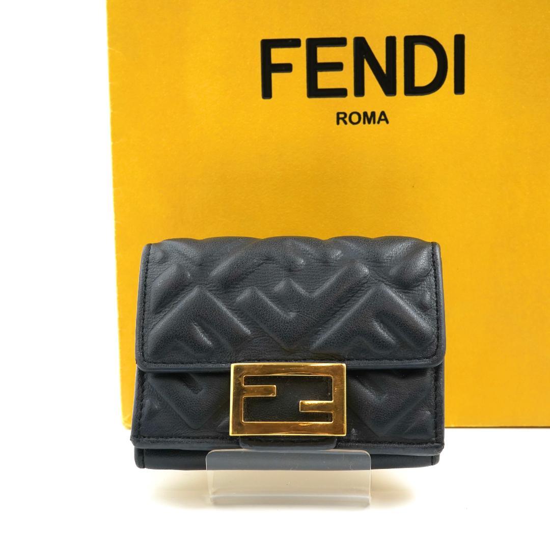 ✨未使用に近い✨　FENDI ミニ財布　FFロゴ　ズッカ　エンボス　折り財布
