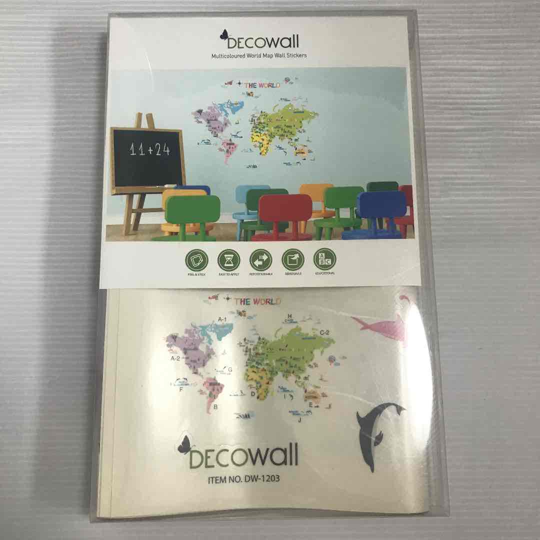 メルカリ Decowall 動物世界地図 ウォール ステッカー デコ インテリア 住まい 小物 1 000 中古や未使用のフリマ