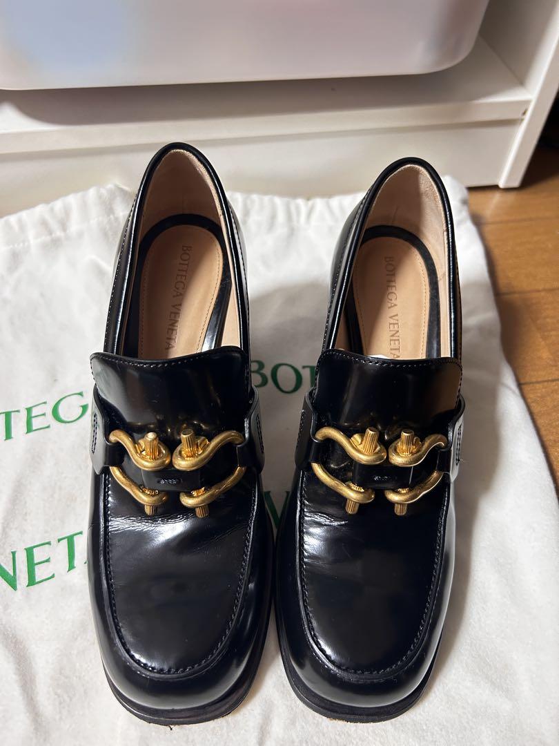 BOTTEGA VENETA ブラックローファー
