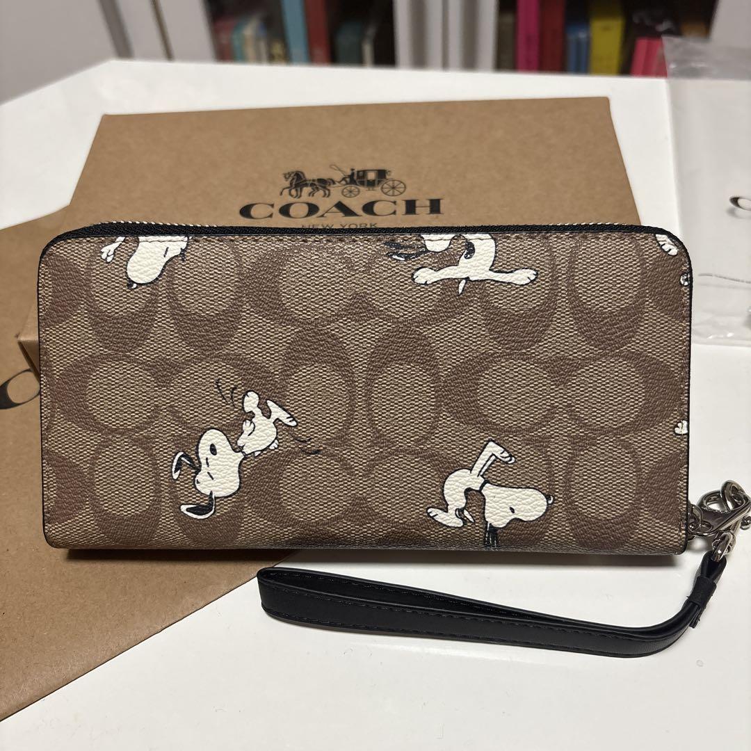 COACH スヌーピー 長財布 新品