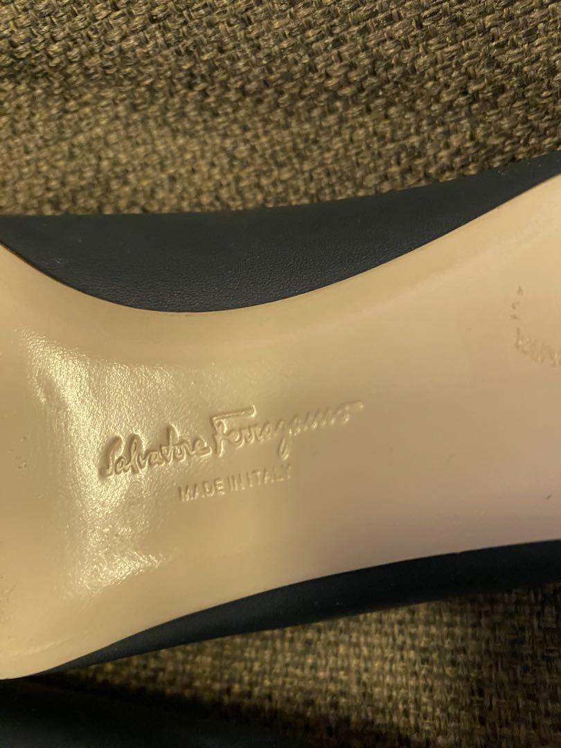 Salvatore Ferragamo オープントゥシューズ　ヴァラ　6D