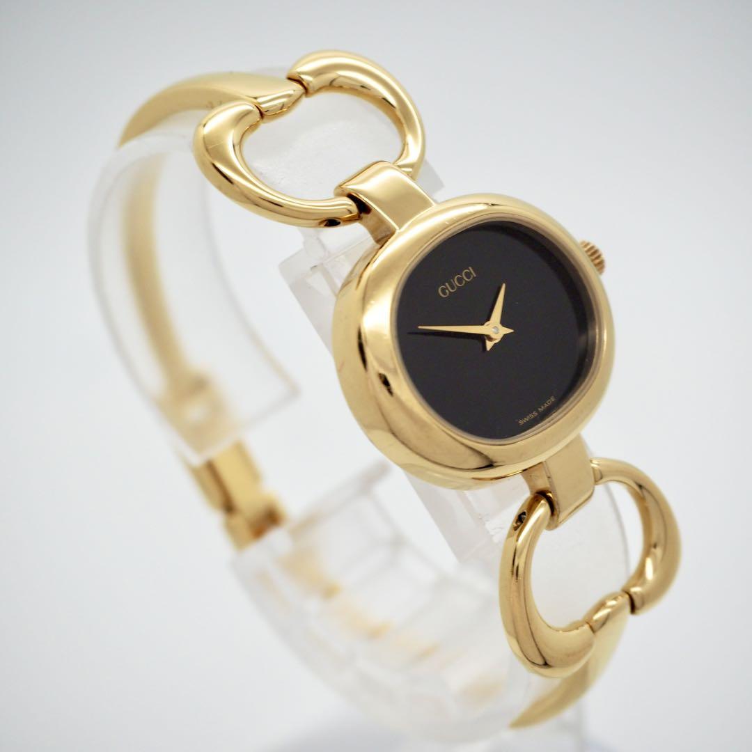 303【美品】GUCCI 時計　レディース　ゴールド　1600 ブラック