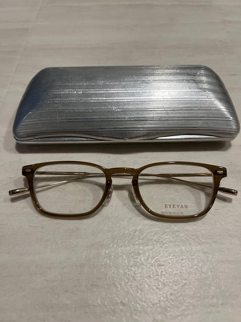 EYEVAN Obrapia ブラウン メガネ ケース付き EYEVAN Obrapia ブラウン メガネ ケース付き
