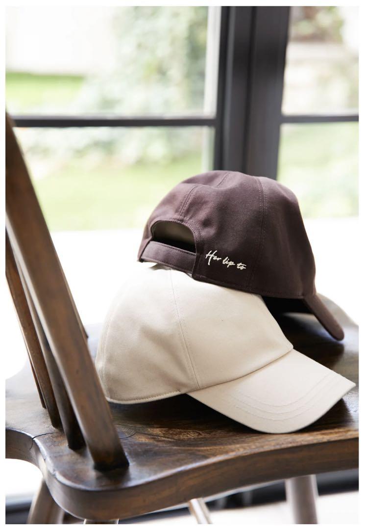 「大人気 新入荷 新品」に該当するファッション通販 her lip to ベーシックコットンキャップ 帽子