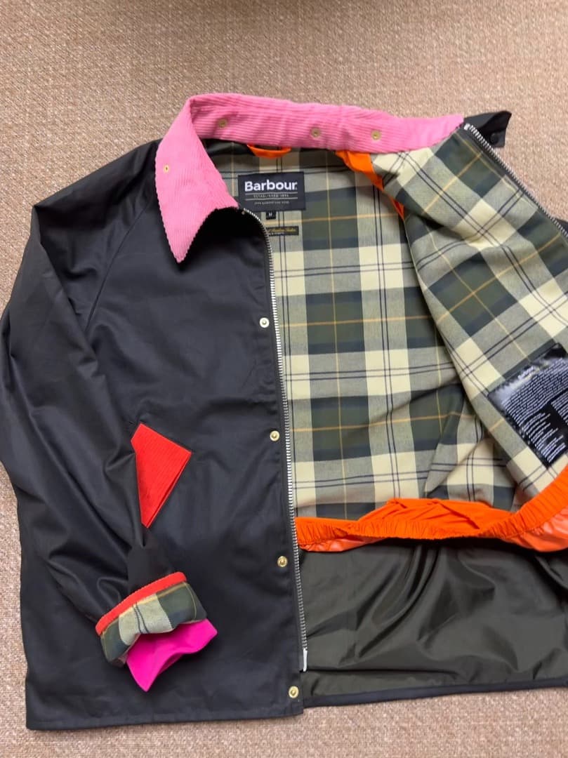 極美品BARBOUR × Flower MOUNTAIN Mサイズ 極美品BARBOUR × Flower MOUNTAIN Mサイズ