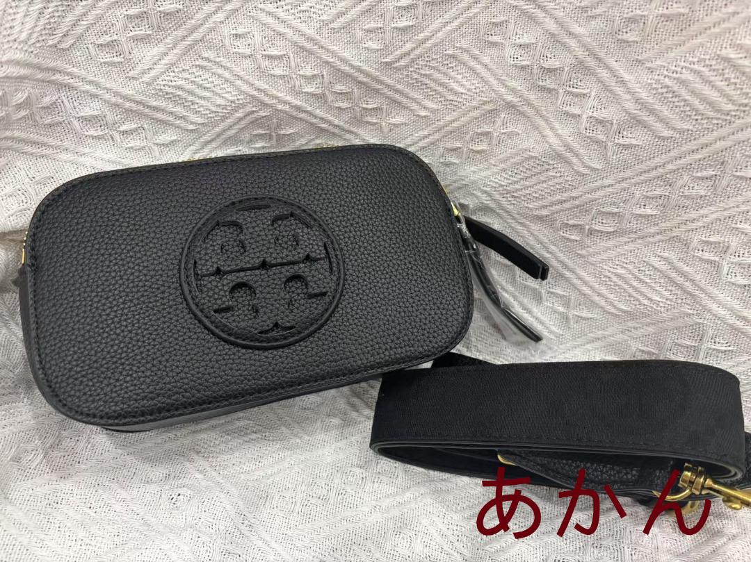 新品 TORY BURCH スショルダーバッグ カメラバッグ　ブラック