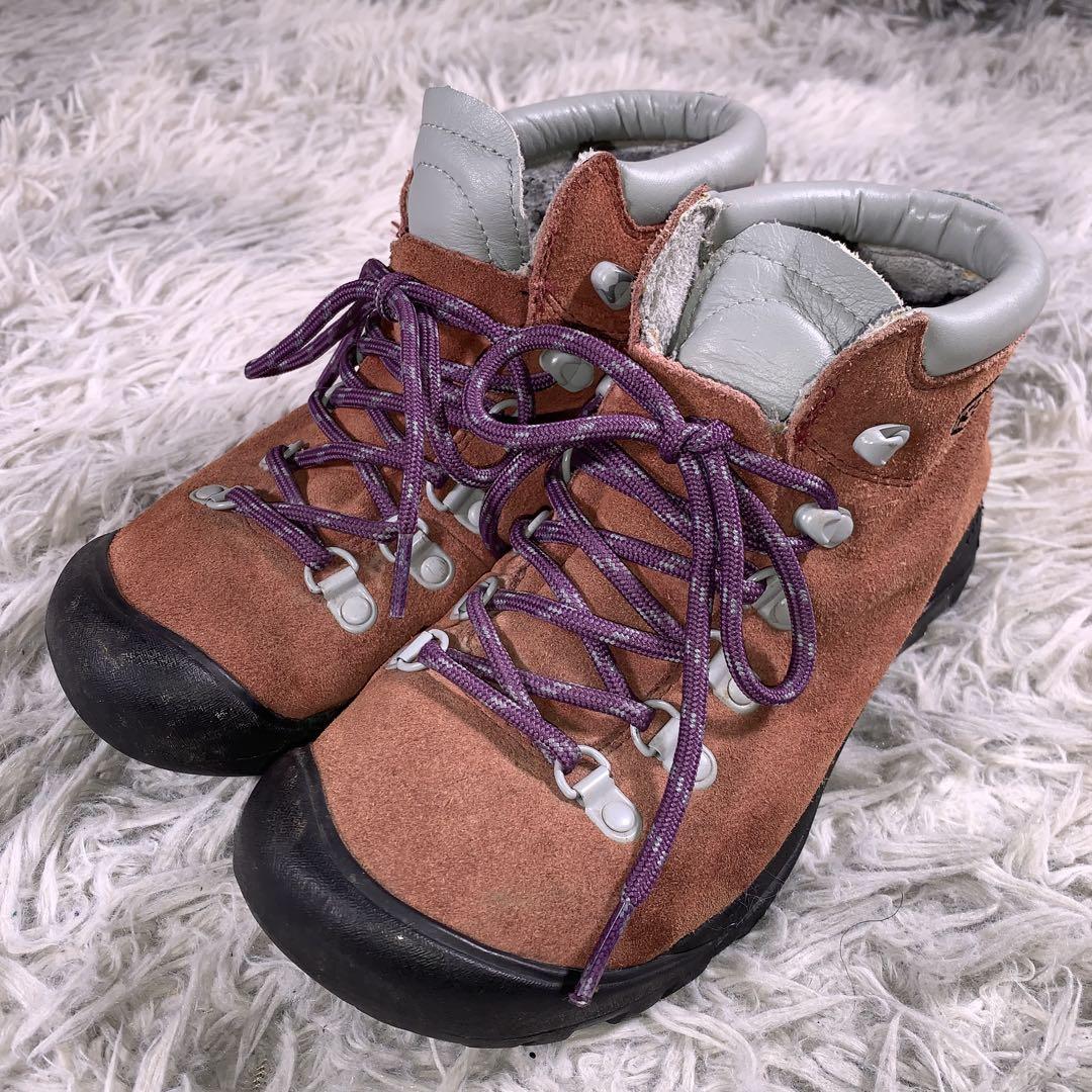 KEEN【23.0】トレッキングブーツ　登山靴　キーン　5450-IRRD