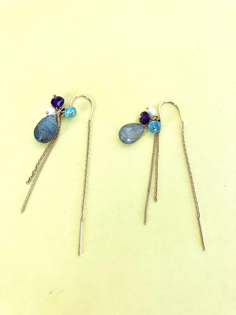ピアス