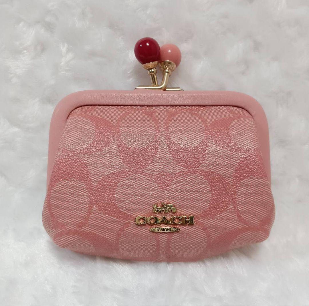 COACH 　がま口　 ピンク