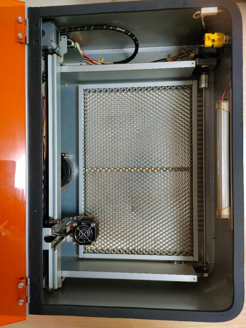 レーザー加工機 Podea 01 SE (Type-I WEBUI model)