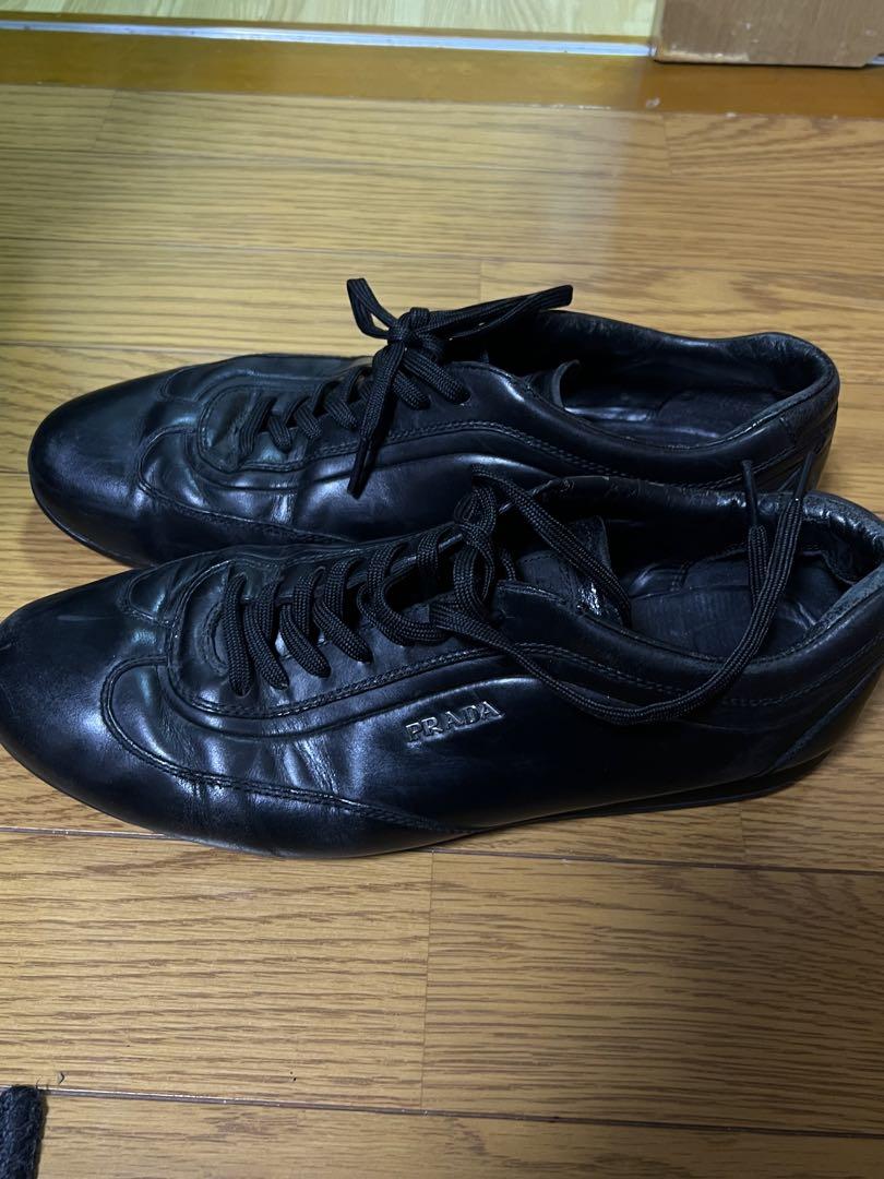 PRADA 黒 スニーカー