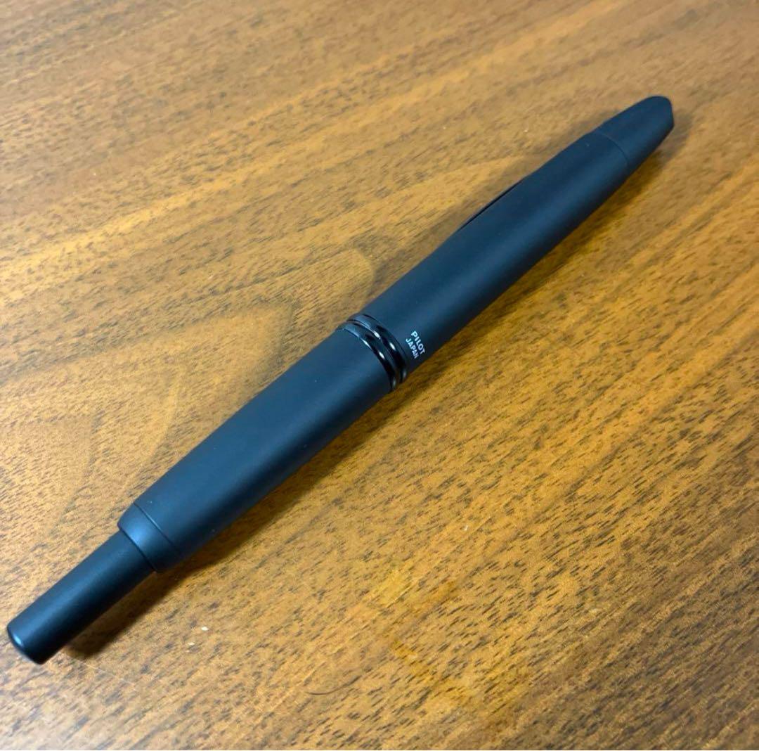キャップレス万年筆 中字　マットブラック　パイロット