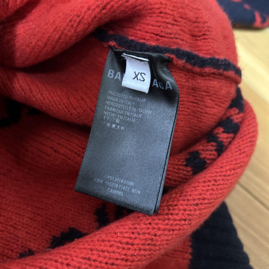 高品質の人気 BALENCIAGA 総柄ロゴクルーネック ネイビーセーター ロゴ入り トップス