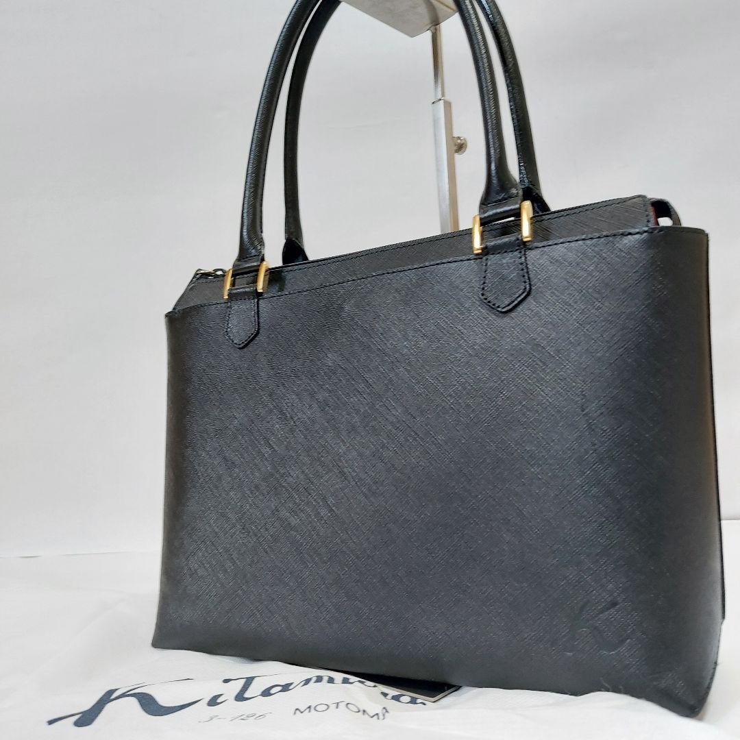 美品 キタムラ トートバッグ 肩掛け A4 ロゴ 押し 金具 革 黒