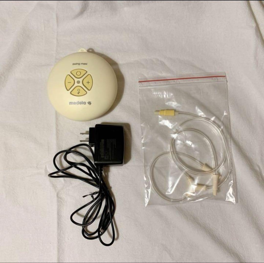 メデラスイングマキシ(medela)電動搾乳機1式＋哺乳瓶4個
