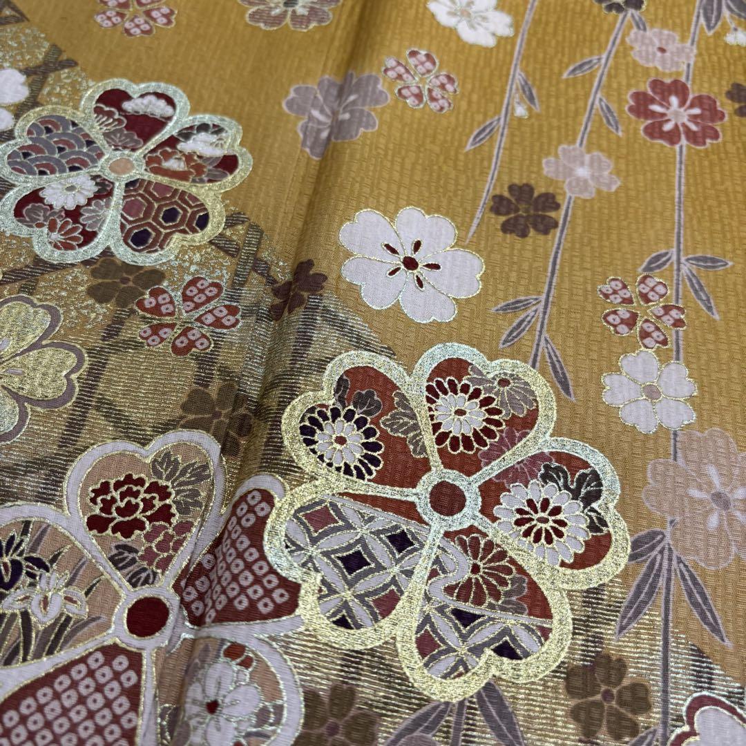 金彩 花柄 辛子色 裄66 紋無し 素敵なデザイン 付下げ 正絹 AK-6876 金彩 花柄 辛子色 裄66 紋無し 素敵なデザイン 付下げ 正絹 AK