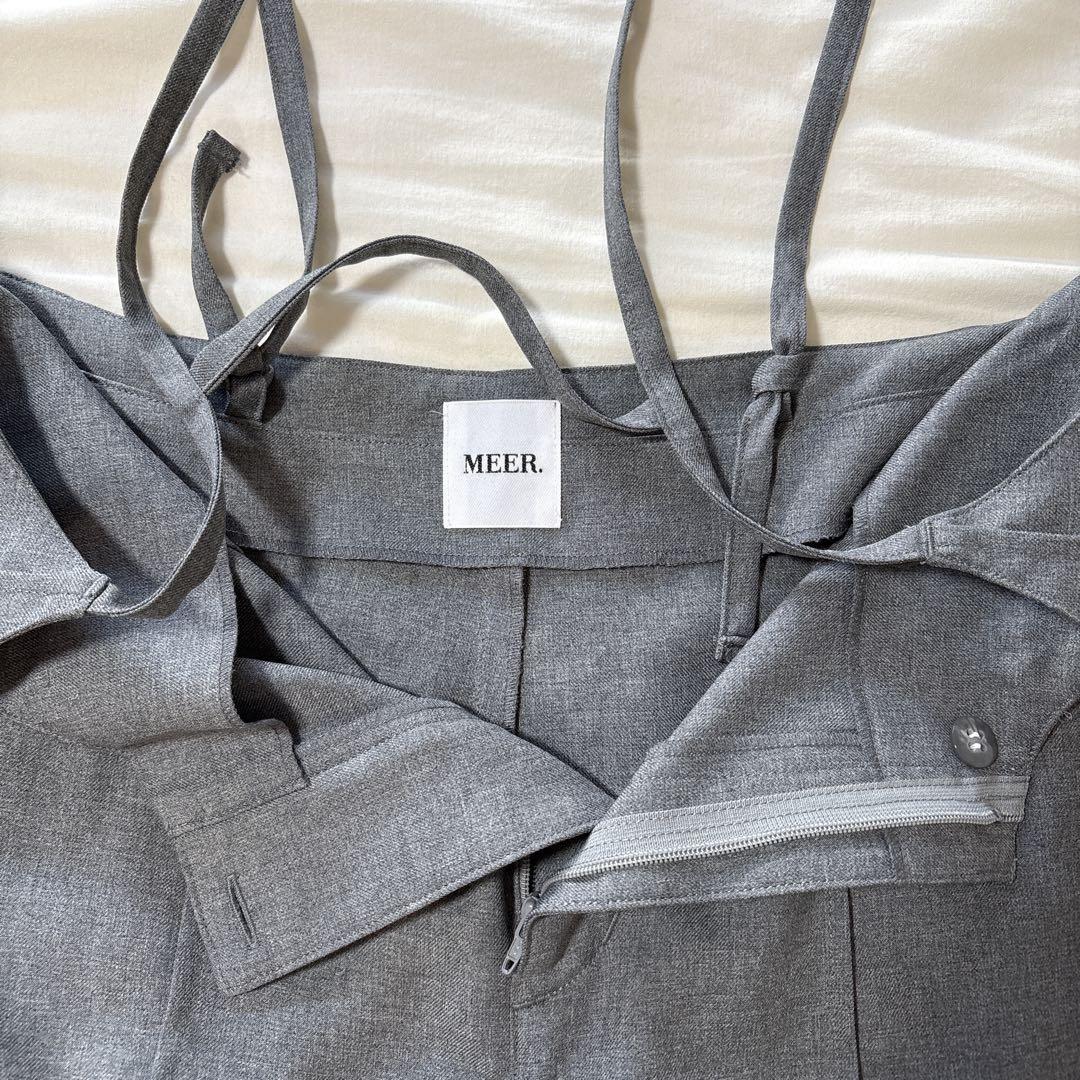 MEER. STRAP PANTS