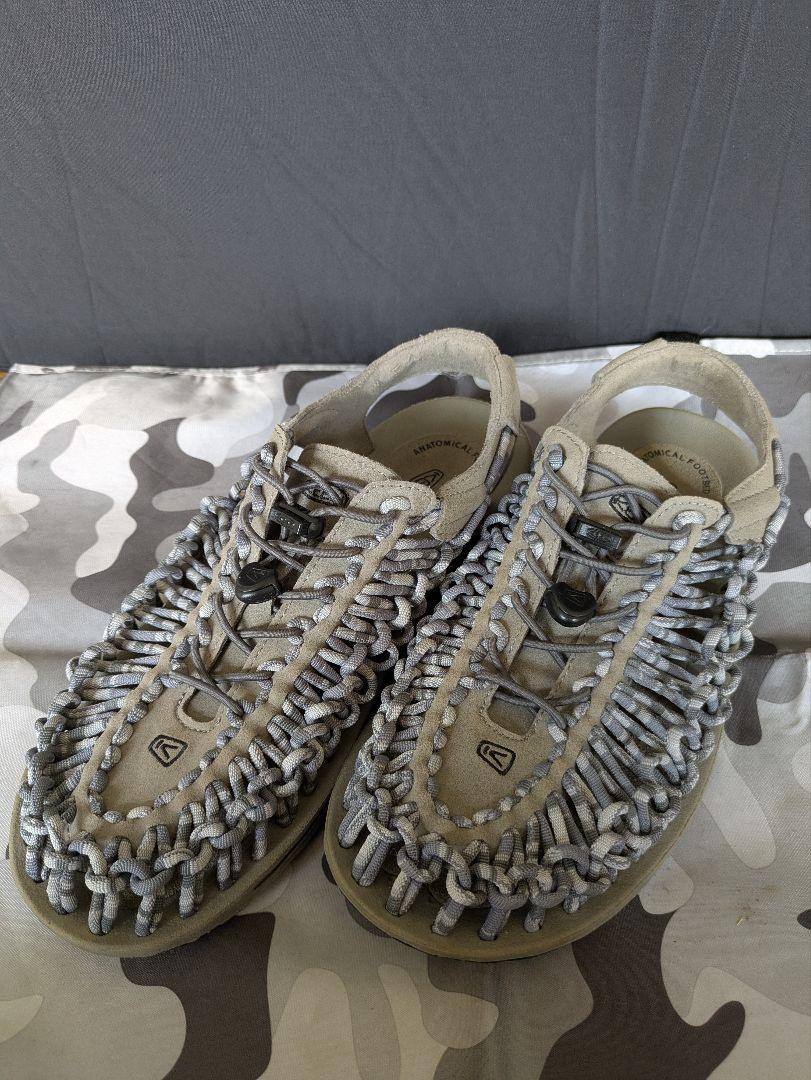 KEEN Uneek サンダル ベージュ/グレー　27.5cm