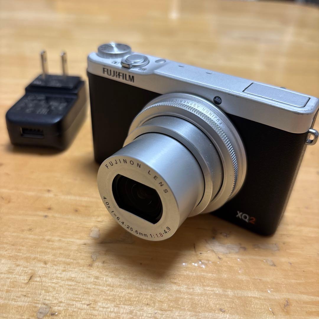 ジャンク品 FUJFILM XQ2