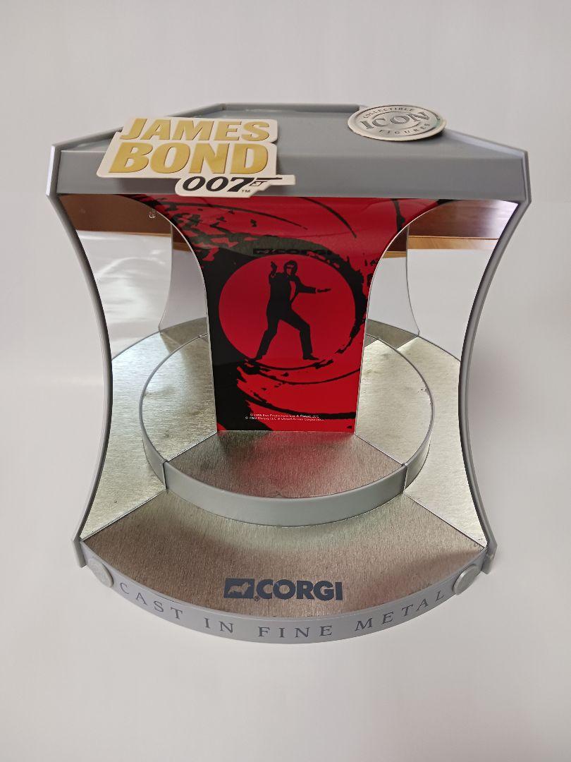 Corgi James Bond 007 アイコンフィギュア ディスプレイ台ミニチュア