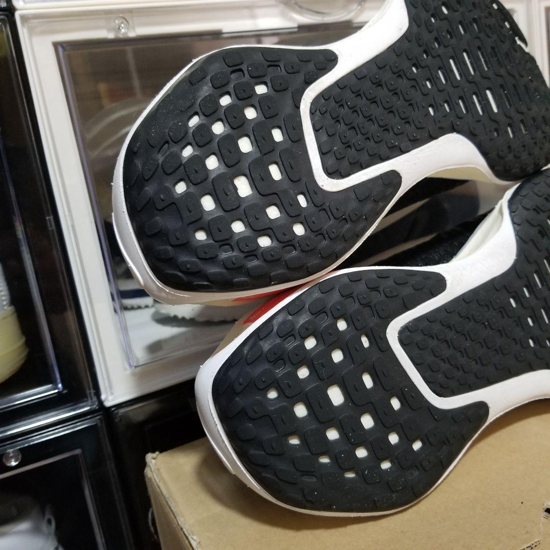 極美品　NIKE　ナイキ　インヴィンシブル FK 3　ランニング　27.0