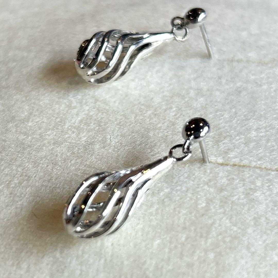 【新品未使用】 silver 925 風雫 ピアス 透かし細工