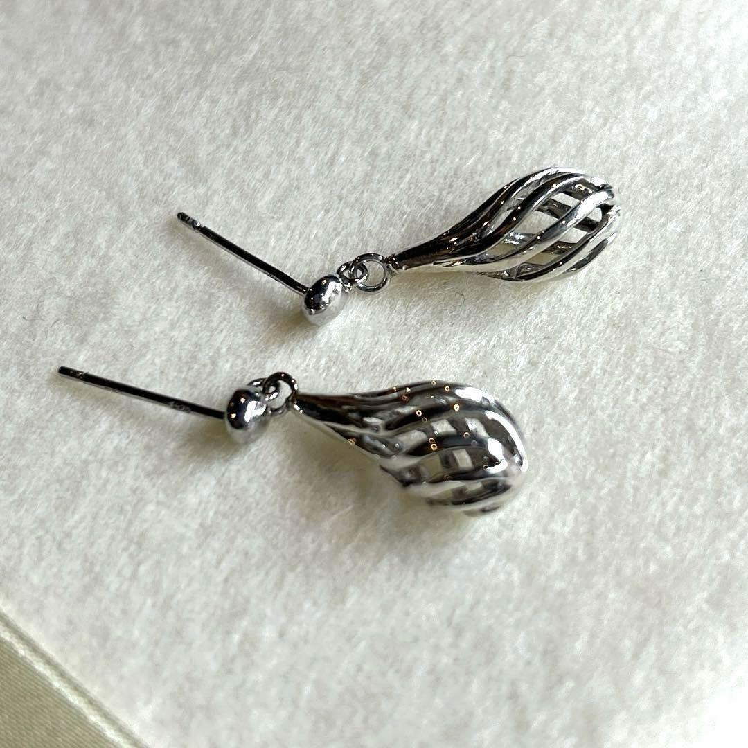 【新品未使用】 silver 925 風雫 ピアス 透かし細工