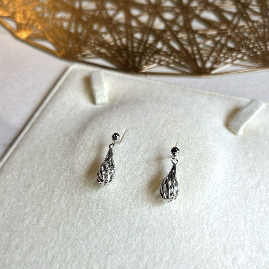【新品未使用】 silver 925 風雫 ピアス 透かし細工