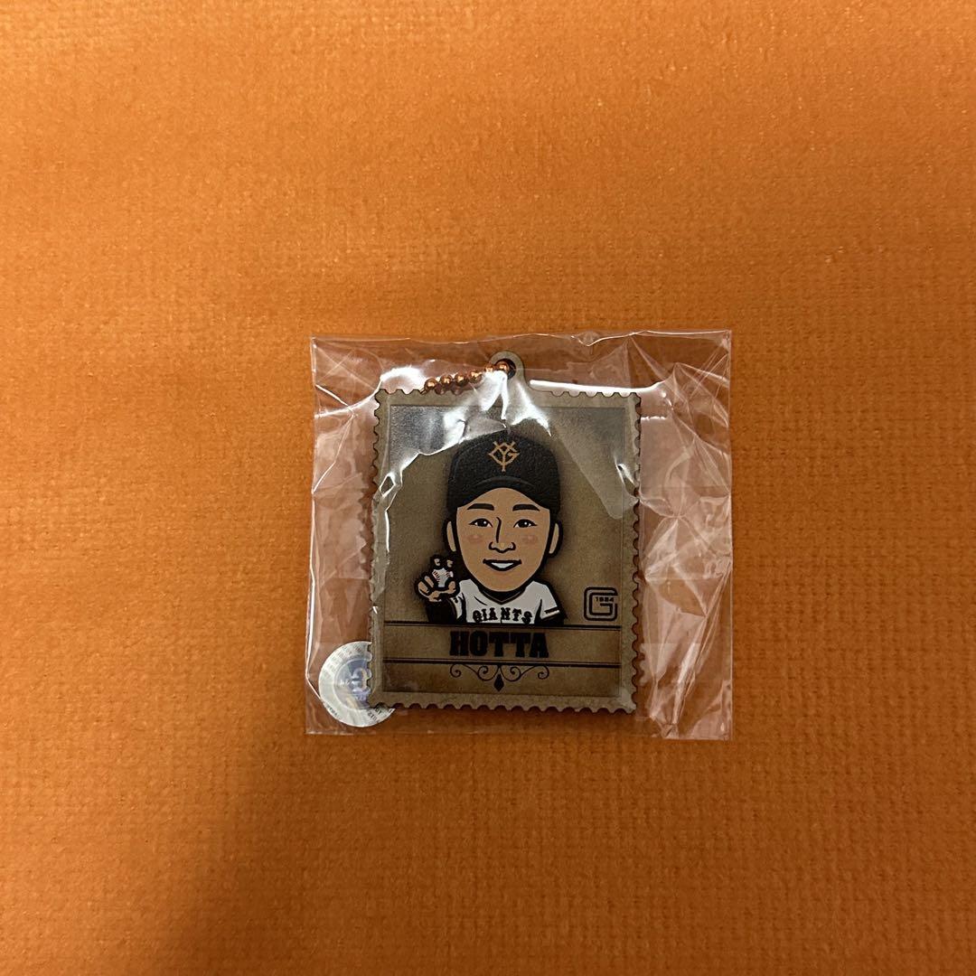 巨人 ジャイアンツ 堀田賢慎 キーホルダー&缶バッジ&BBMカード 8