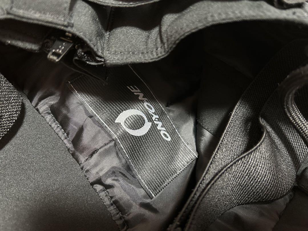 美品 オンヨネ ONYONE スキー スノボ ウェア 上下セット L