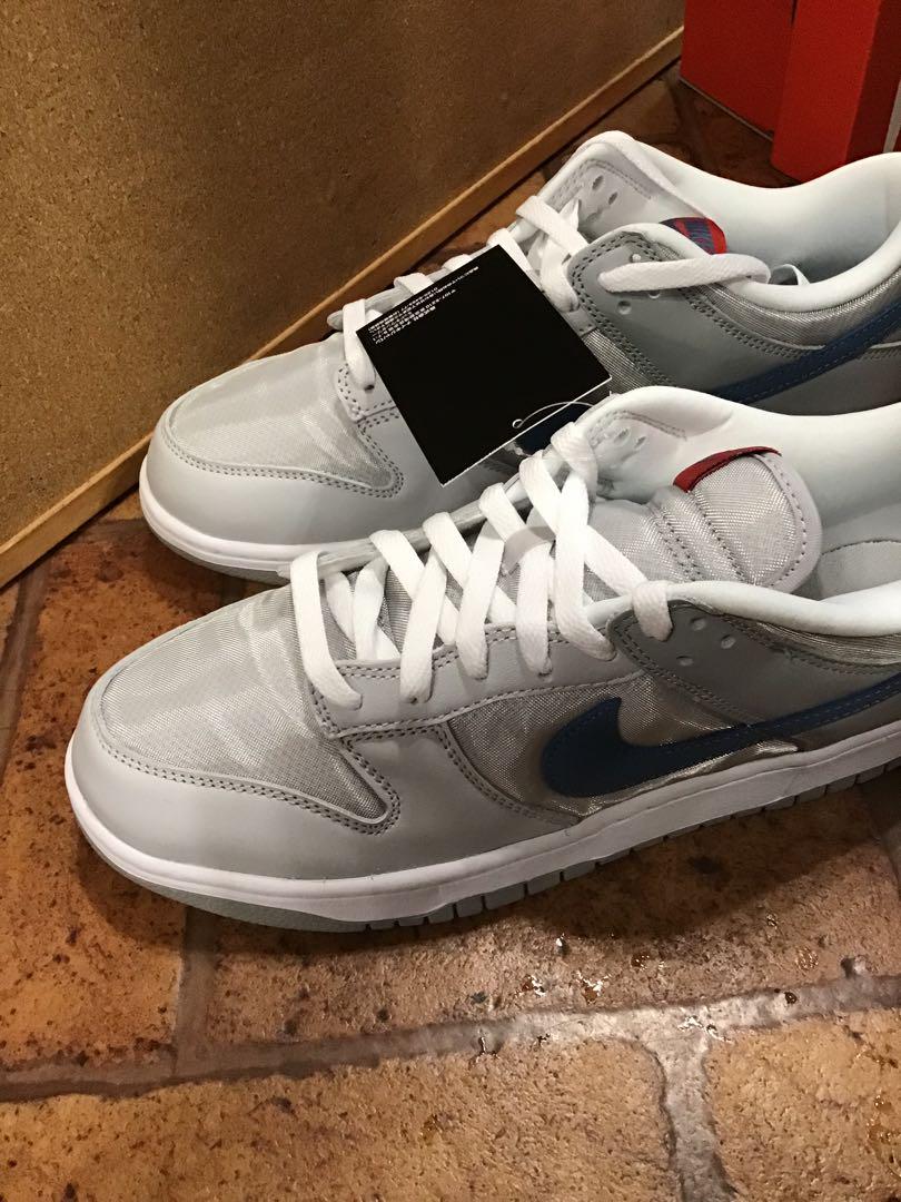 【ちきん】未使用NIKE DUNKLOWQS Silver Blue