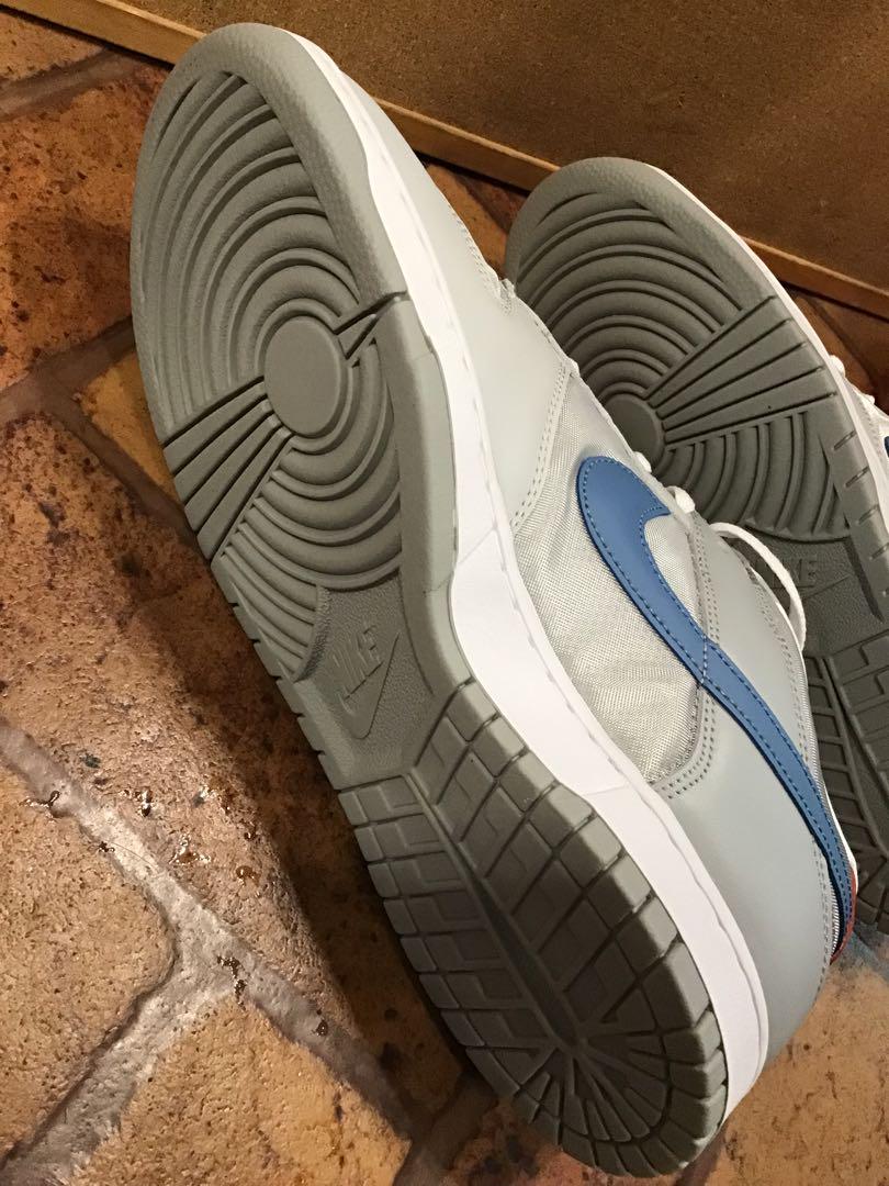 【ちきん】未使用NIKE DUNKLOWQS Silver Blue