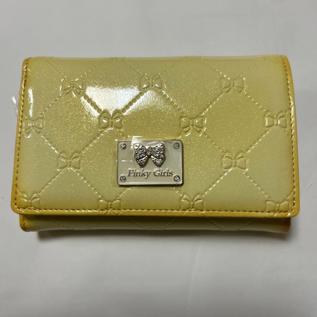 Pinky Girls リボン模様 二つ折り財布　未使用　箱あり