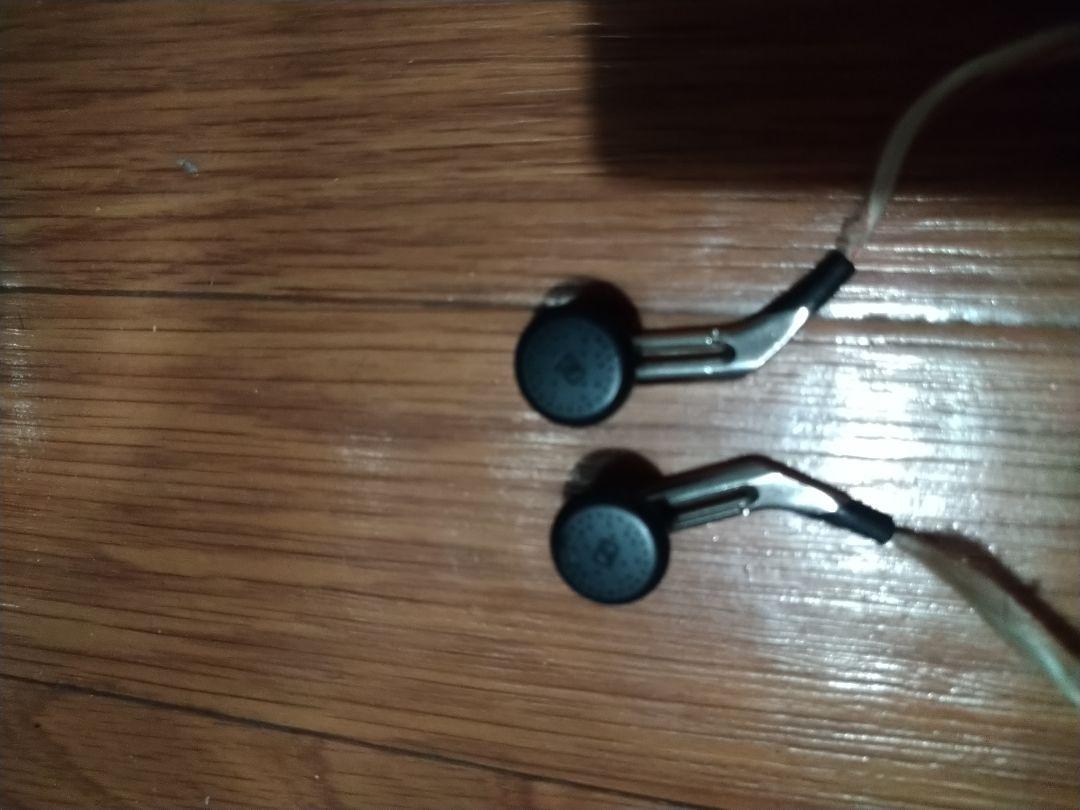 ジャンク SENNHEISER MX985 イヤホン インナーイヤー mx - メルカリ ジャンク SENNHEISER MX985 イヤホン インナーイヤー mx - メルカリ