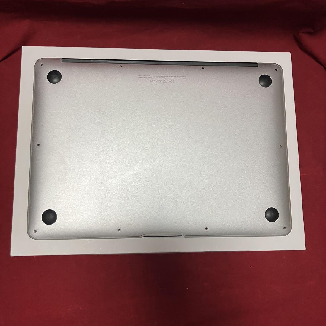 Apple MacBook Air シルバー 充電器付き