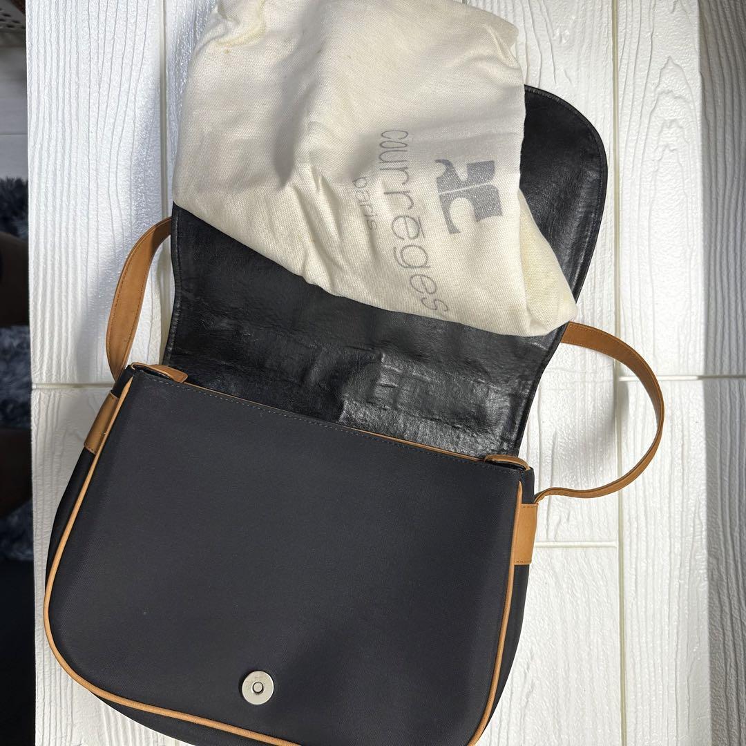 人気の！Courreges/クレージュ ショルダーバッグ★ Courreges - COURREGES(クレージュ) ショルダーバッグ - ダーク
