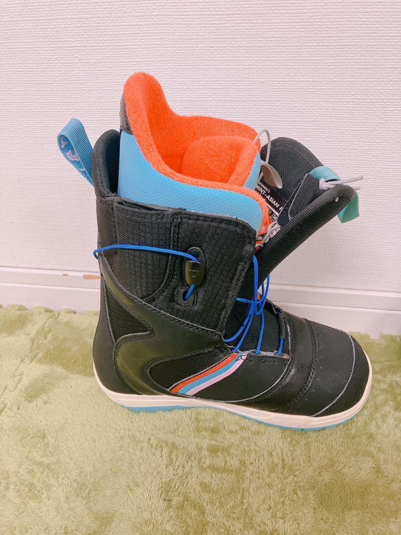 BURTON バートMINT-ASIAN FIT 23cm