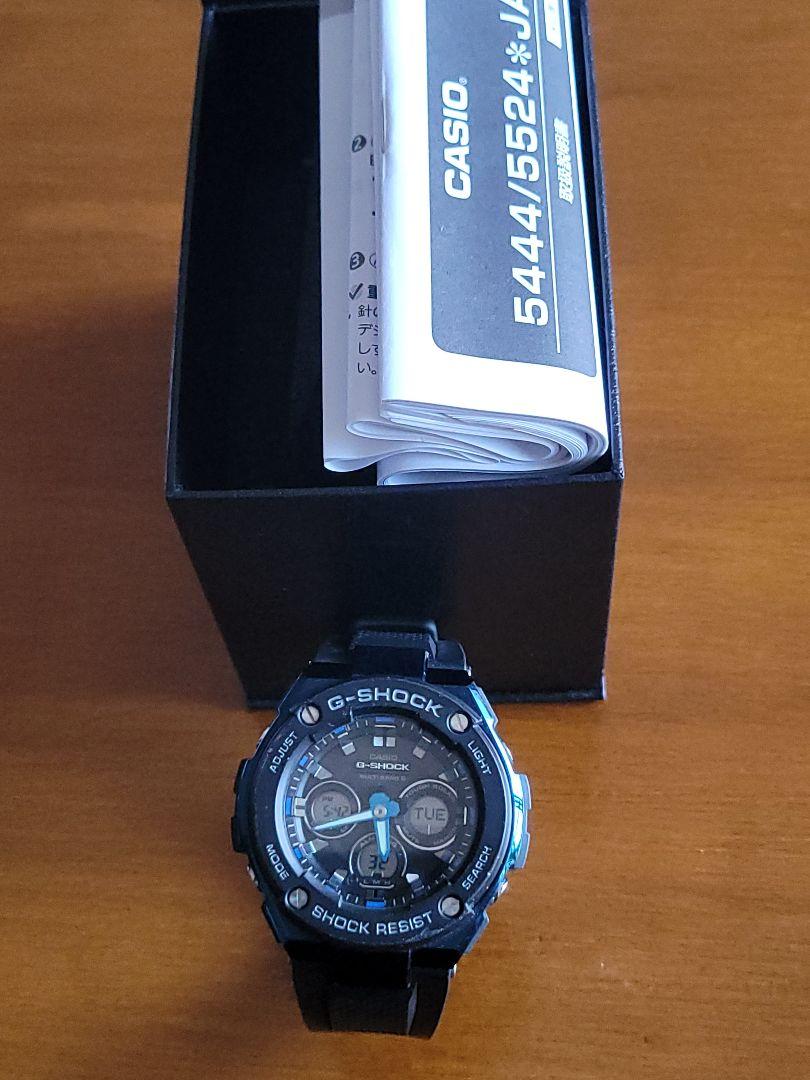 カシオ　G-SHOCK GST-W300G-1A2JF