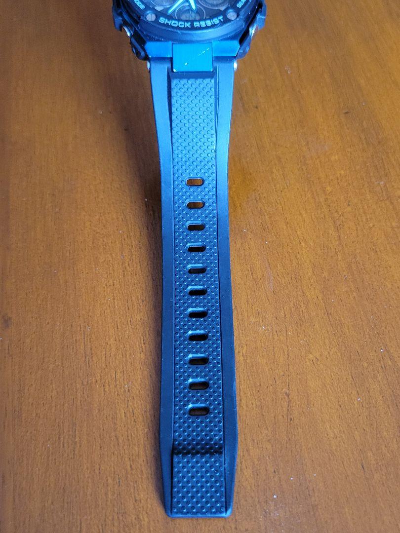 カシオ　G-SHOCK GST-W300G-1A2JF
