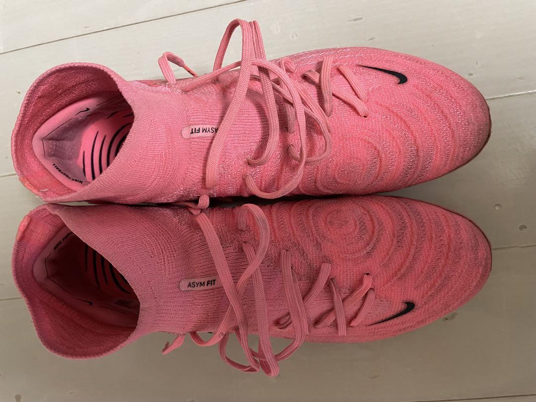 Nike サッカーシューズ フィットタイプ