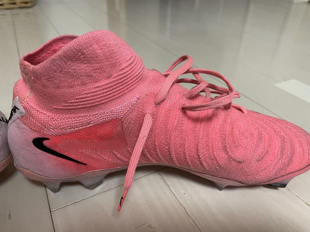 Nike サッカーシューズ フィットタイプ