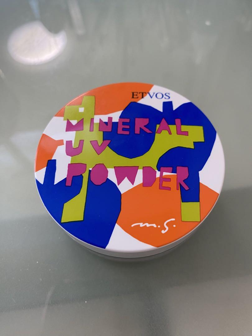 ETVOS ミネラルUVパウダーIX ペールラベンダー